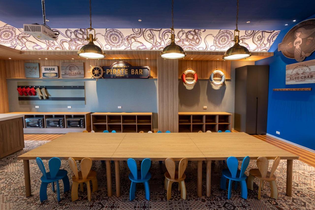 Hualien Farglory Hotel Yanliau Εξωτερικό φωτογραφία The interior of the Phome Bar