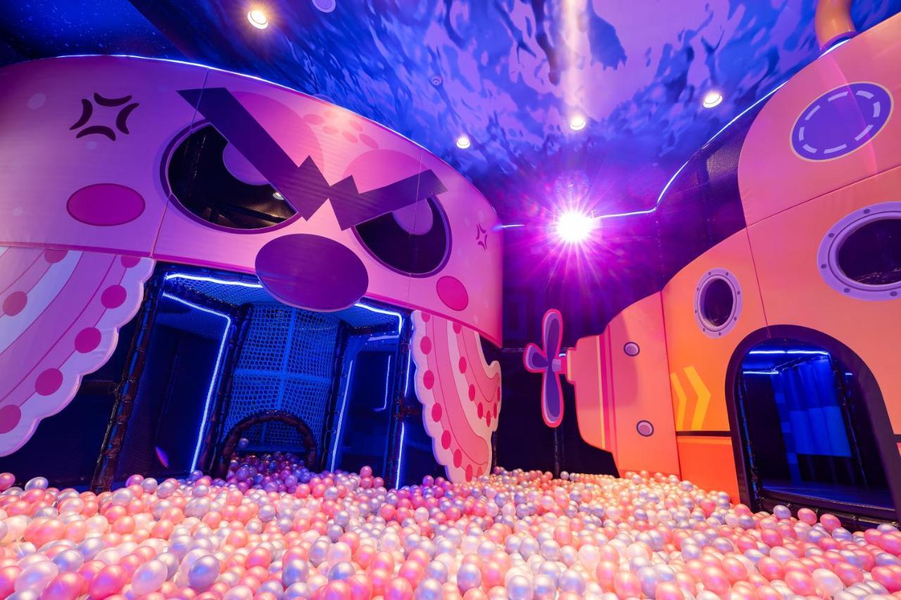 Hualien Farglory Hotel Yanliau Εξωτερικό φωτογραφία The ball pit at the centre