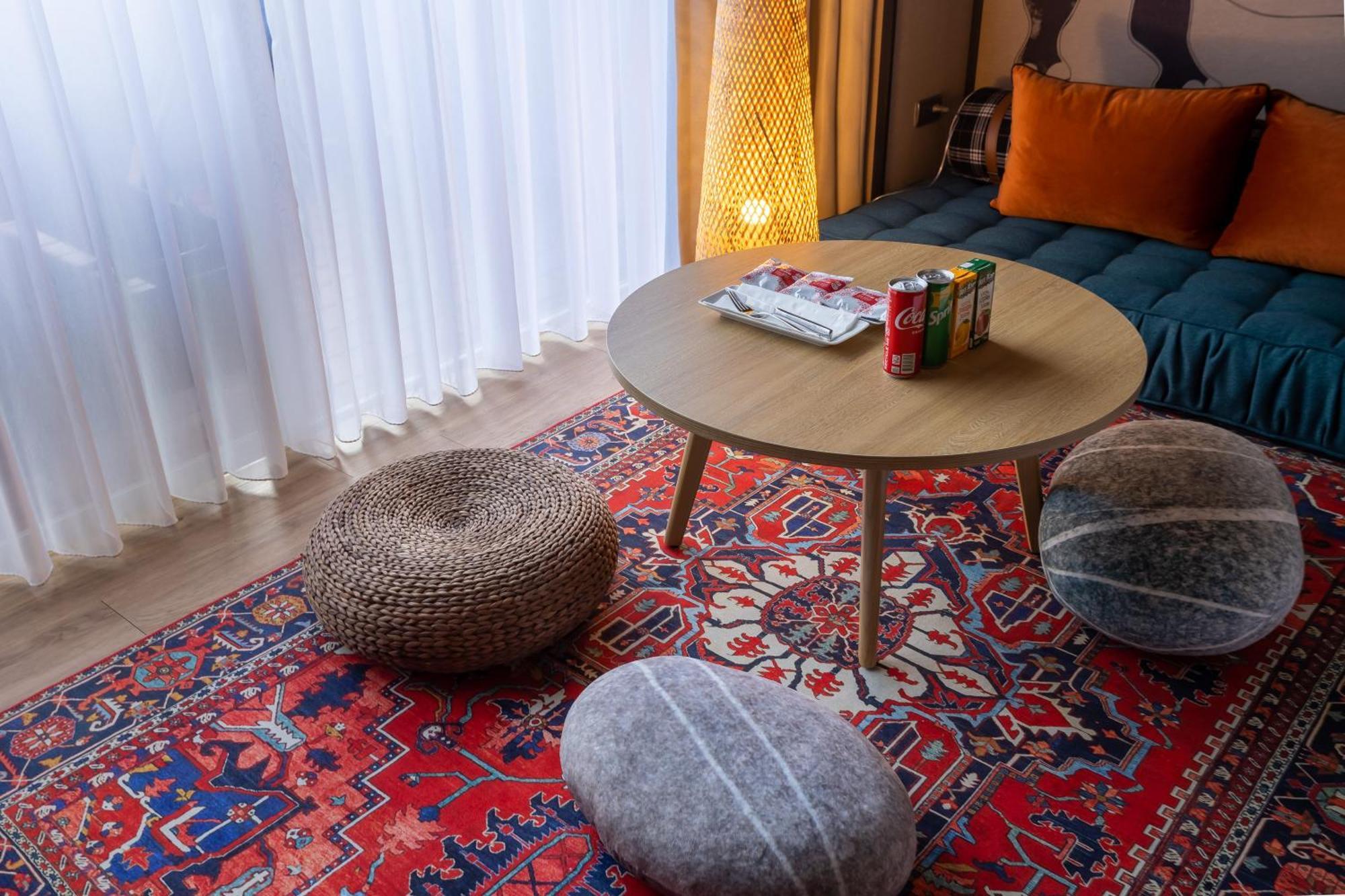 Hualien Farglory Hotel Yanliau Εξωτερικό φωτογραφία A carpet in a living room